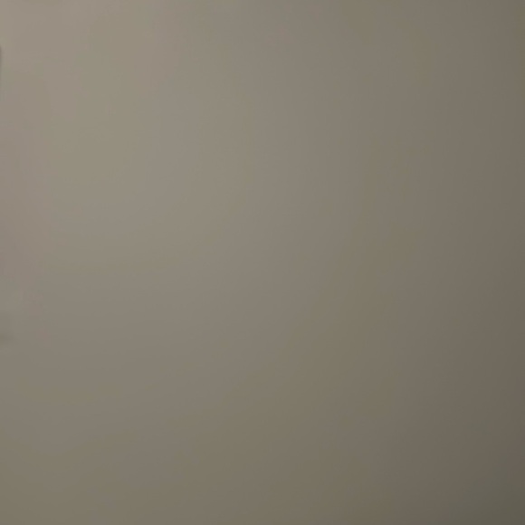 Meet your Posher, Sarah - Picture 1 of 1